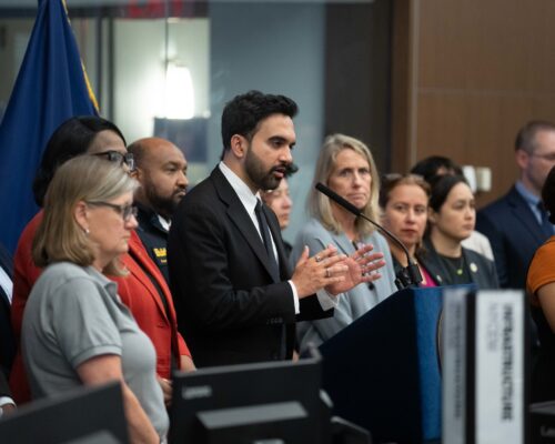 Mamdani Expands Heat Emergency Measures as Holiday Weekend Heat Wave Bears Down on NYC